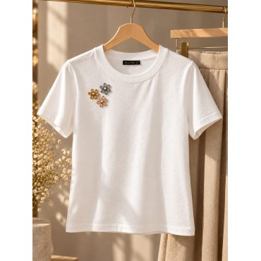 Üç Çiçek Taş Detaylı Beyaz T-Shirt | Three Crystal Flowers White T-Shirt